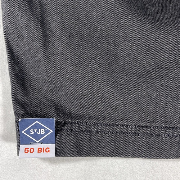 St. John's Bay mens charcoal grey Flat Front Short 10" chino shorts - size 50 - Picture 7 of 11